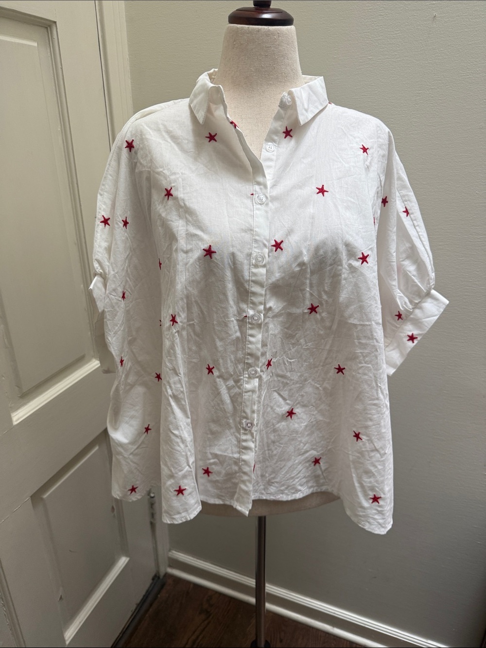 NWT White Button-Front Star Embroidered Blouse - Red Stars Fourth of July!
